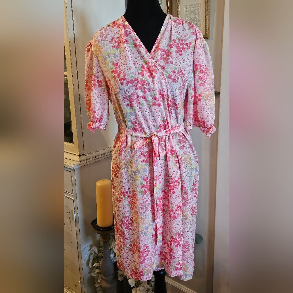 Oscar de la Renta Pink Floral Wrap Robe